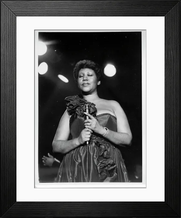 Framed Print : Queen Of Soul Performing Framed Print : Queen Of Soul Performing