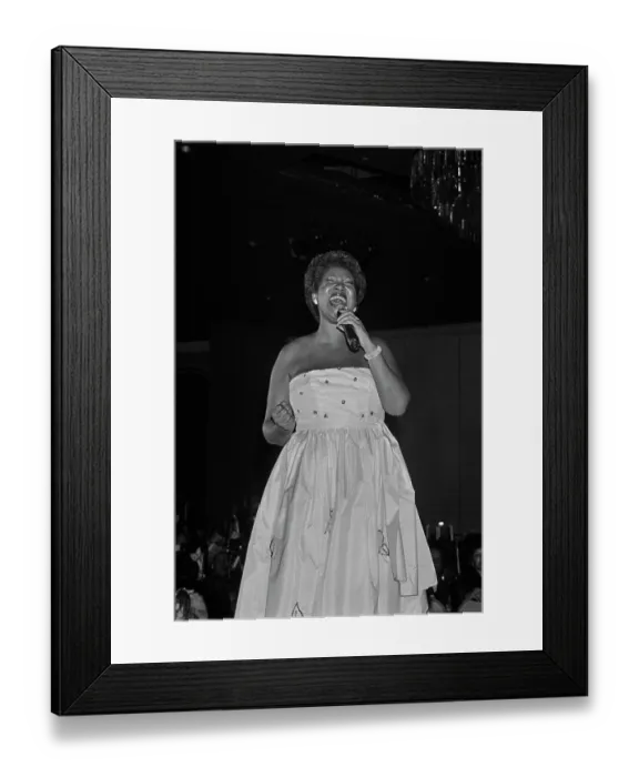 Framed Print : Aretha Franklin at Fundraising Event, 1982 Framed Print : Aretha Franklin at Fundraising Event, 1982