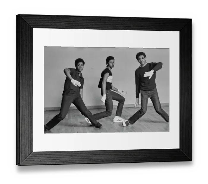 Framed Print : Breaking Moves Framed Print : Breaking Moves