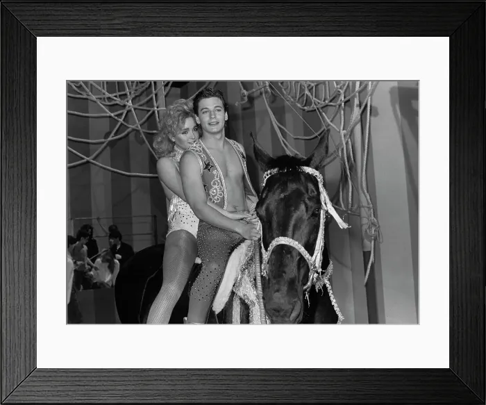 Framed Print : Jane Krakowski & Adam Storke Framed Print : Jane Krakowski & Adam Storke