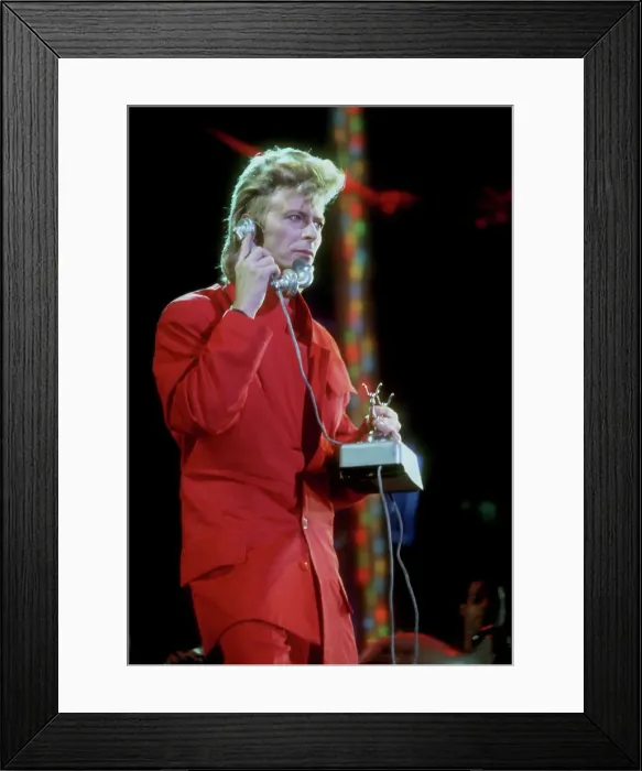 Framed Print : David Bowie Performing