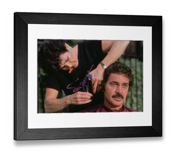 Framed Print : At Home With Humperdinck