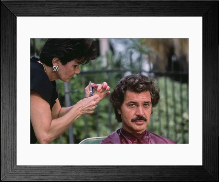 Framed Print : At Home With Humperdinck Framed Print : At Home With Humperdinck