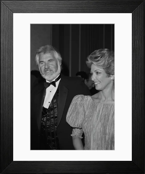 Framed Print : Kenny Rogers And Marianne Gordon