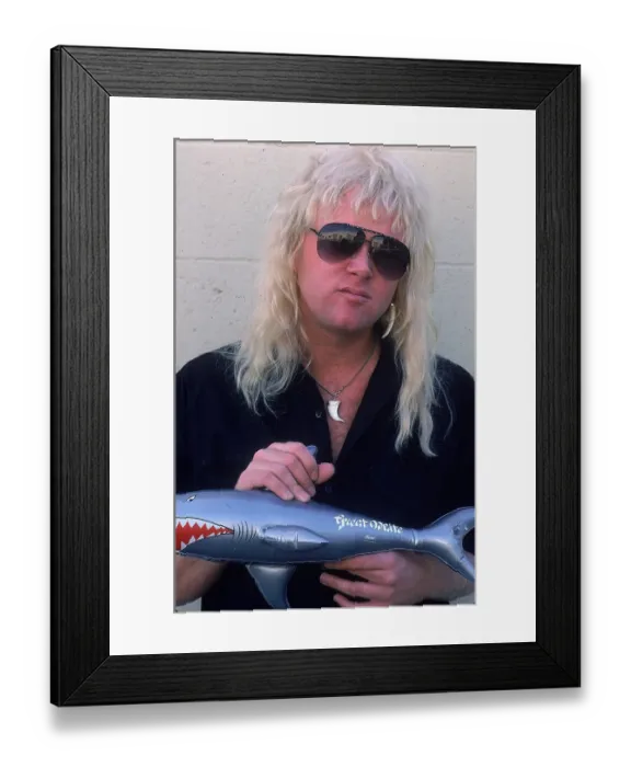 Framed Print : Mark Kendall of Great White Framed Print : Mark Kendall of Great White