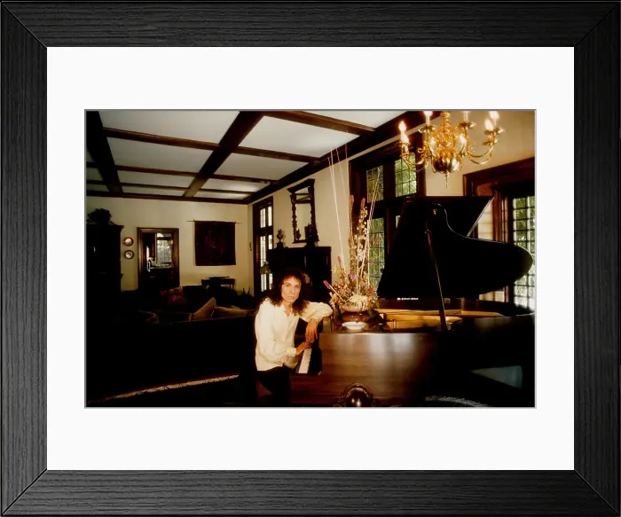 Framed Print : Ronnie James Dio Framed Print : Ronnie James Dio