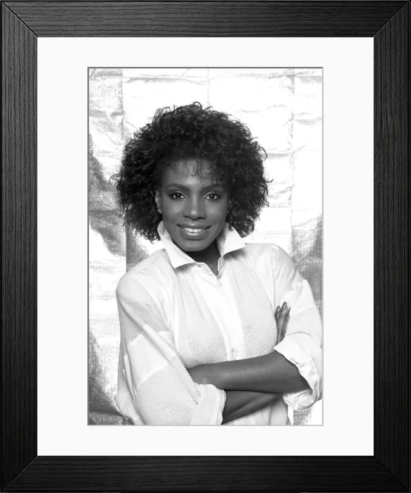 Framed Print : Sheryl Lee Ralph Portrait Session Framed Print : Sheryl Lee Ralph Portrait Session