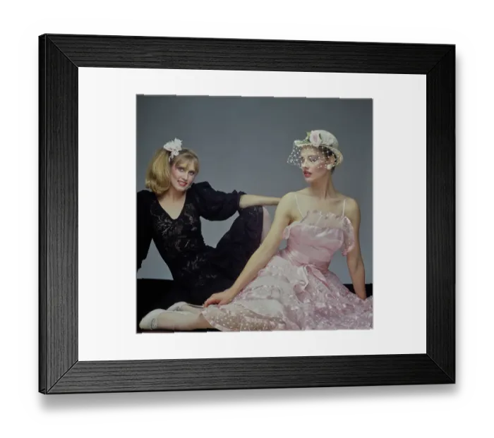 Framed Print : Summer Of 89 Womenswear Fashion Shoot Framed Print : Summer Of 89 Womenswear Fashion Shoot