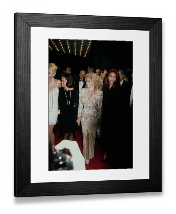 Framed Print : Daryl Hannah, Sally Field, Dolly Parton And Julia Roberts Attend Steel Magnolias Premiere Framed Print : Daryl Hannah, Sally Field, Dolly Parton And Julia Roberts Attend Steel Magnolias Premiere