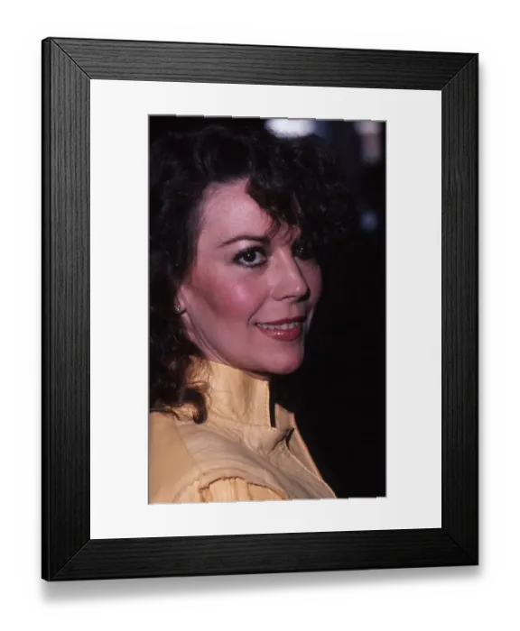 Framed Print : Natalie Wood Attends An Event Framed Print : Natalie Wood Attends An Event