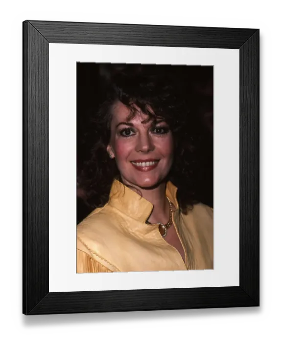 Framed Print : Natalie Wood Attends An Event Framed Print : Natalie Wood Attends An Event