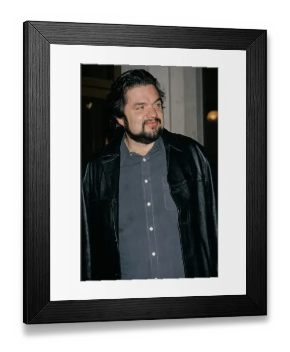 Framed Print : Oliver Platt Attends Three to Tango Premiere Framed Print : Oliver Platt Attends Three to Tango Premiere
