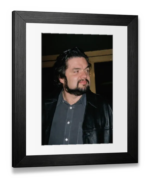 Framed Print : Oliver Platt Attends Three to Tango Premiere Framed Print : Oliver Platt Attends Three to Tango Premiere