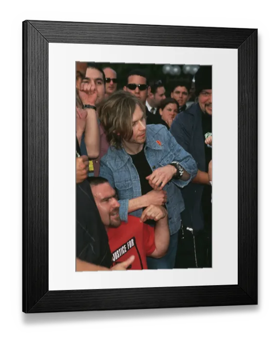 Framed Print : 2000 ALMA Awards Framed Print : 2000 ALMA Awards