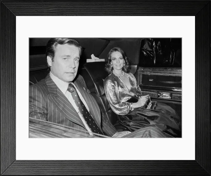 Framed Print : Natalie Wood, Robert Wagner Framed Print : Natalie Wood, Robert Wagner