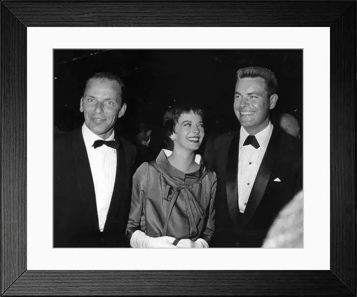 Framed Print : Benefit Premiere