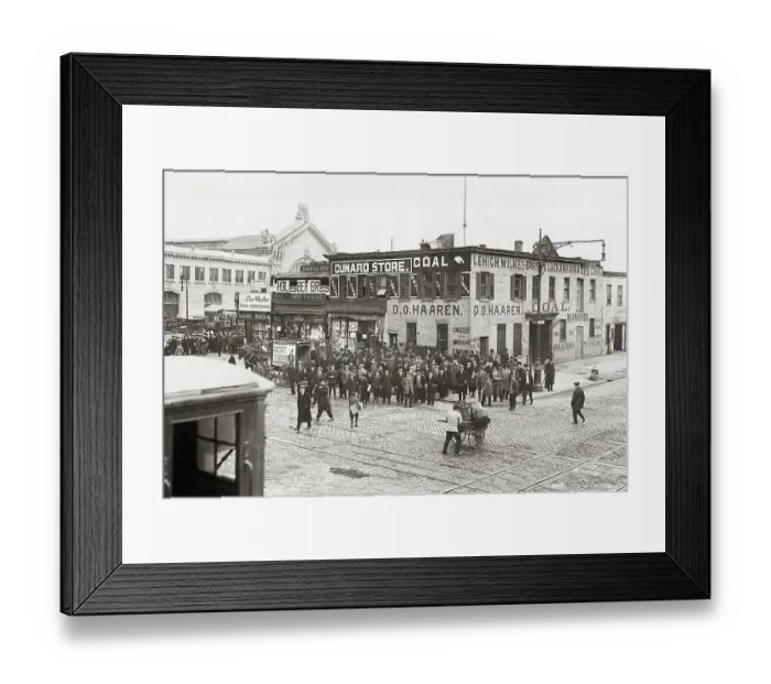 Framed Print : Crowd Waiting For Survivors From Titanic