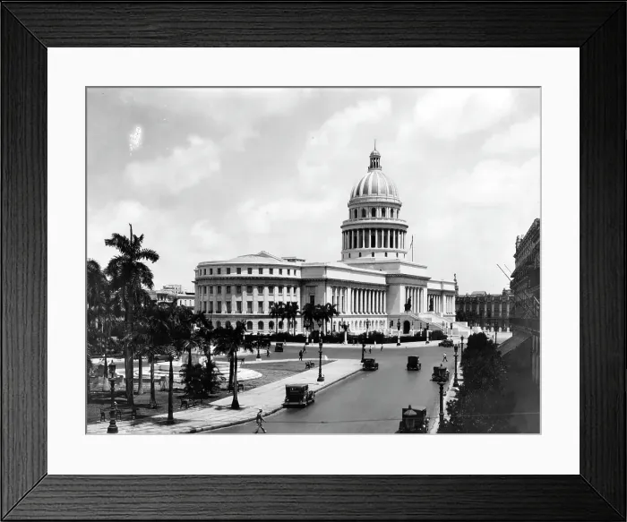 Framed Print : CAPITAL OF HAVANA CUBA Framed Print : CAPITAL OF HAVANA CUBA