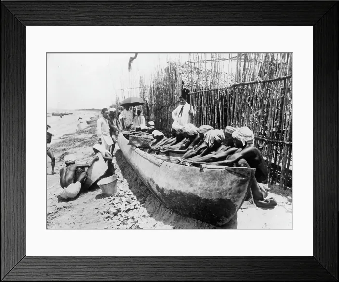 Framed Print : PEARL FISHERIES IN SRI LANKA Framed Print : PEARL FISHERIES IN SRI LANKA