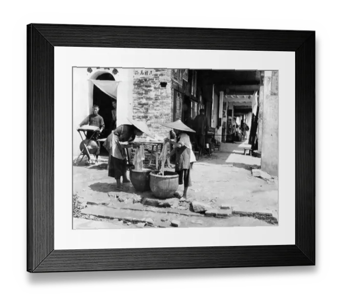Framed Print : CHINESE LAUNDRY Framed Print : CHINESE LAUNDRY