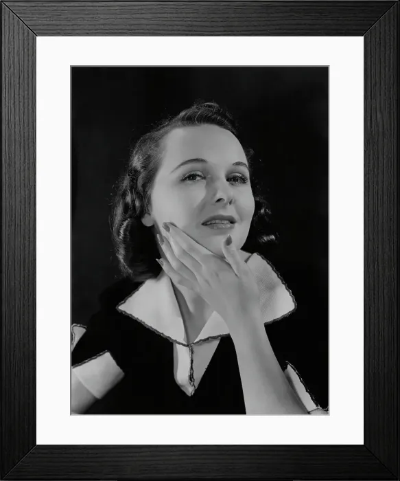 Framed Print : Smooth Skin Framed Print : Smooth Skin