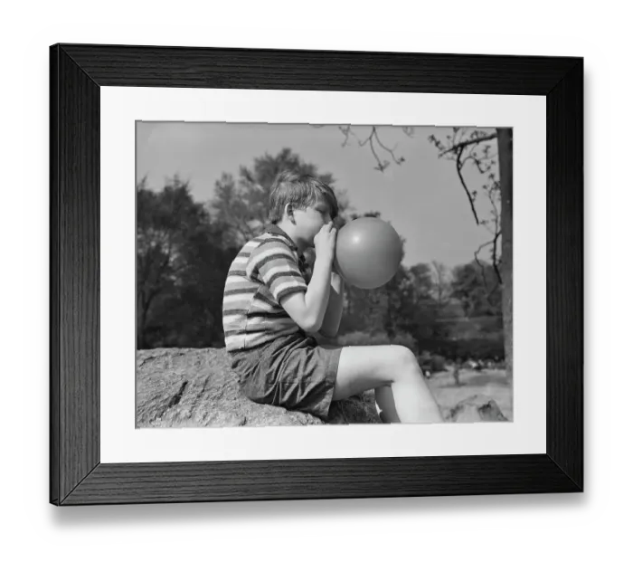 Framed Print : Balloon Boy Framed Print : Balloon Boy