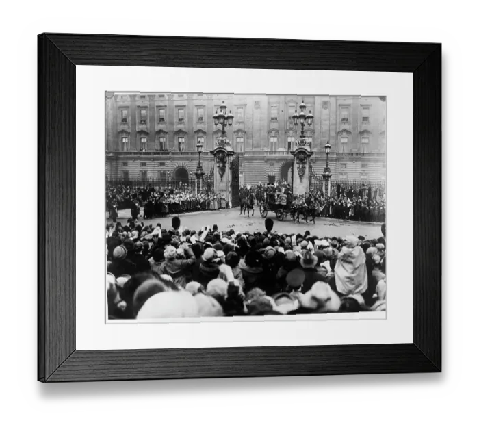 Framed Print : ROYAL GUARDS Framed Print : ROYAL GUARDS
