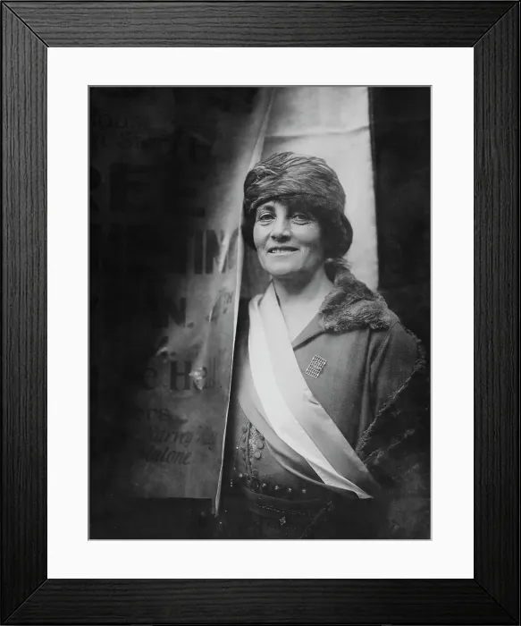 Framed Print : Paula O. Jakobi