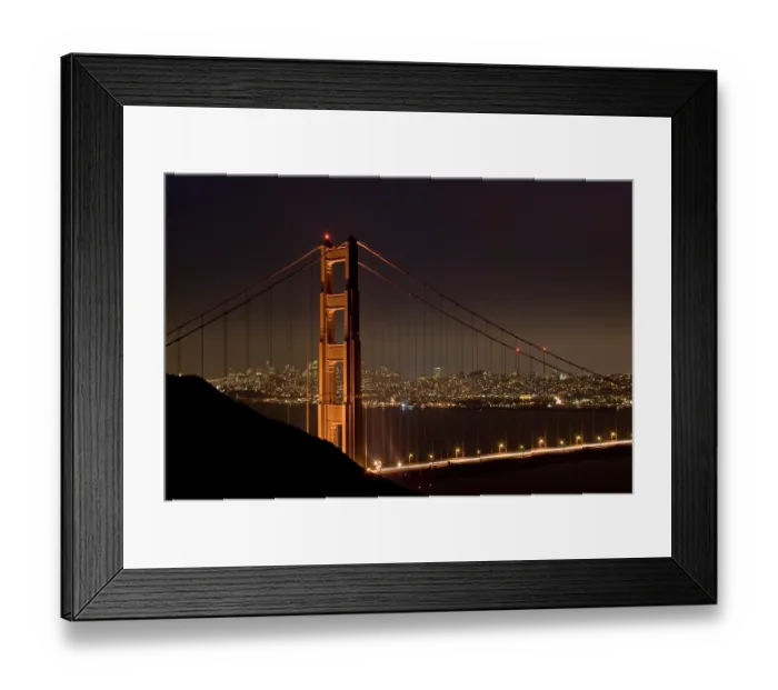 Framed Print : The world's most recognizable bridge Framed Print : The world's most recognizable bridge