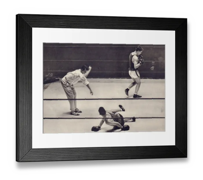 Framed Print : Collectible vintage cigarette card, 1932 Los Angeles Olympics Framed Print : Collectible vintage cigarette card, 1932 Los Angeles Olympics