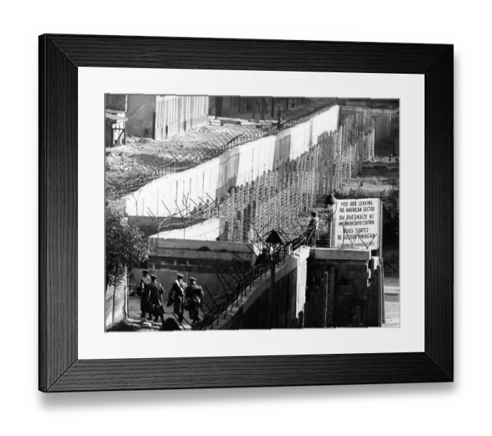 Framed Print : Berlin Wall Framed Print : Berlin Wall