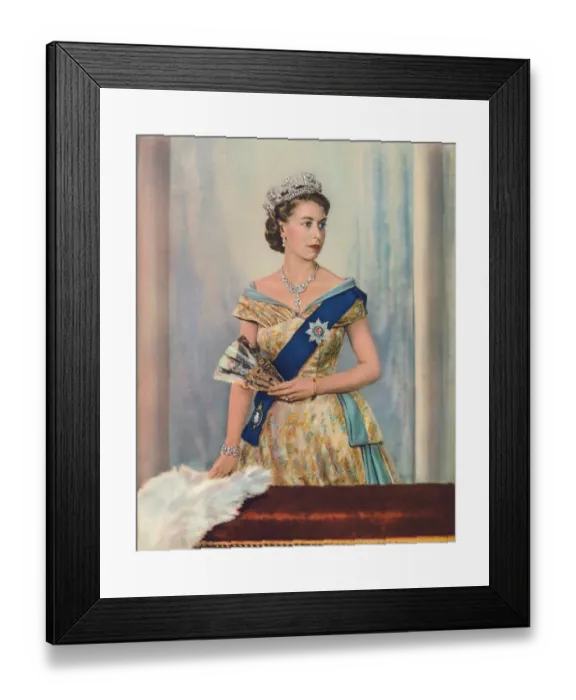 Framed Print : Her Majesty Queen Elizabeth II, c1953 Framed Print : Her Majesty Queen Elizabeth II, c1953