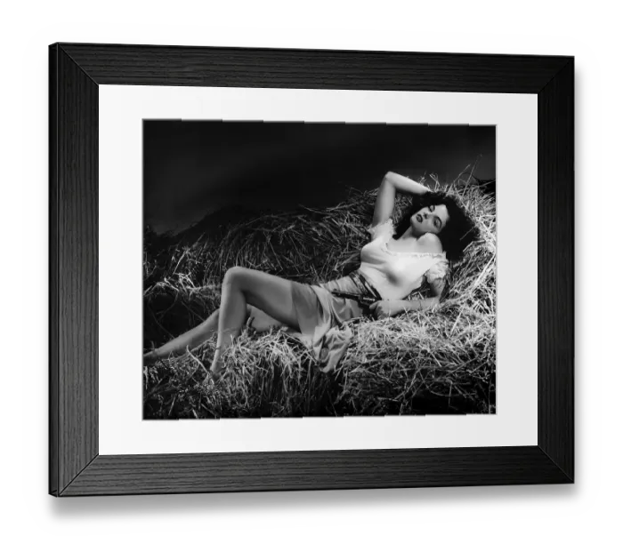 Framed Print : Jane Russell Film Still from 'The Outlaw' Framed Print : Jane Russell Film Still from 'The Outlaw'