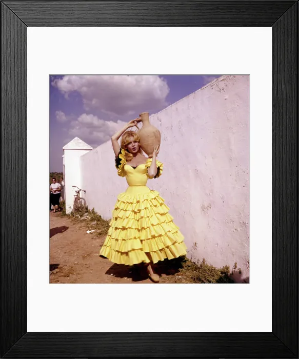 Framed Print : Brigitte Bardot Framed Print : Brigitte Bardot