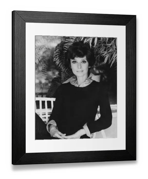 Framed Print : Audrey Hepburn Framed Print : Audrey Hepburn