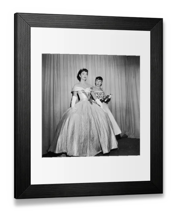 Framed Print : Nice Dress Framed Print : Nice Dress