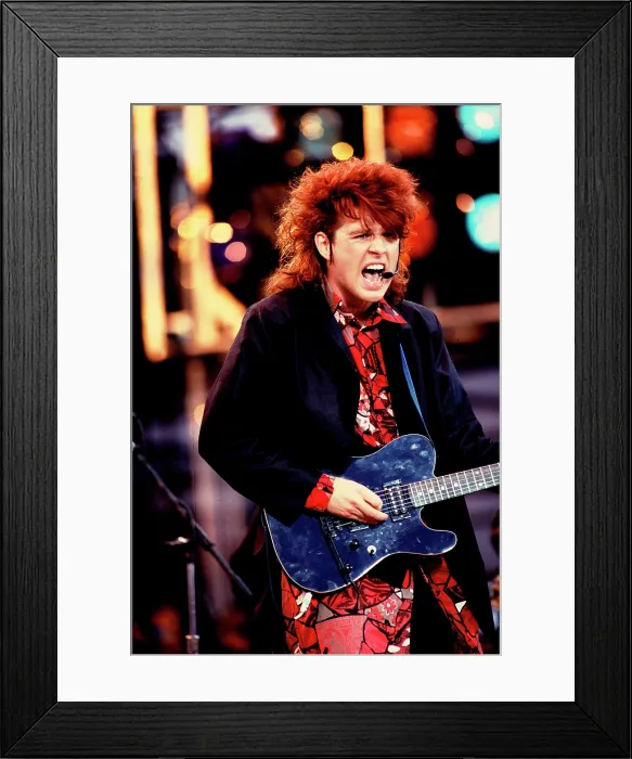 Framed Print : Thompson Twins Perform At Live Aid Framed Print : Thompson Twins Perform At Live Aid