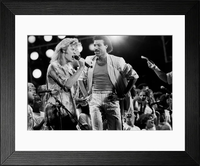 Framed Print : Darryl Hall And Lionel Richie At Live Aid Framed Print : Darryl Hall And Lionel Richie At Live Aid