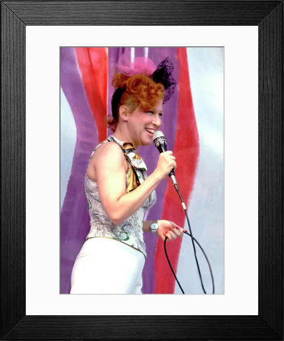 Framed Print : Bette Midler At Live Aid Framed Print : Bette Midler At Live Aid