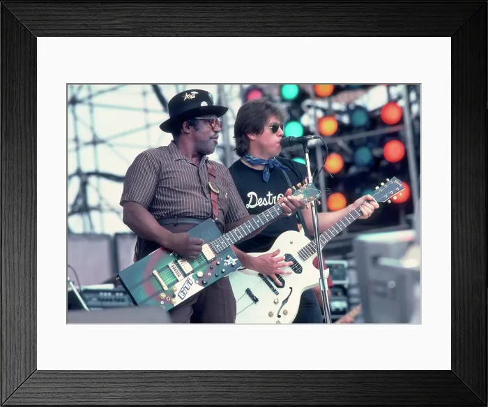 Framed Print : Bo Diddley And George Thorogood Framed Print : Bo Diddley And George Thorogood