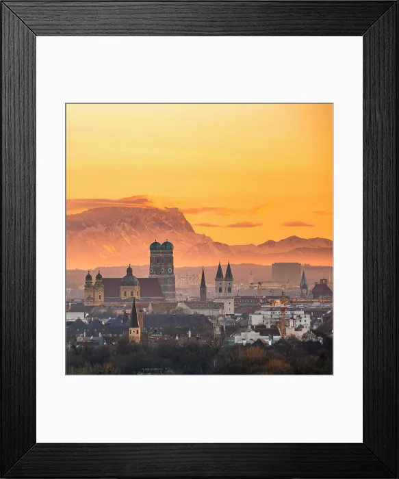 Framed Print : View over Munich with Church of Our Lady Framed Print : View over Munich with Church of Our Lady