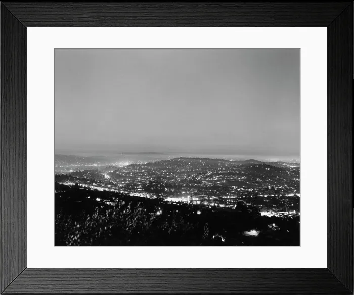 Framed Print : Nightfalls Over Los Angeles Framed Print : Nightfalls Over Los Angeles
