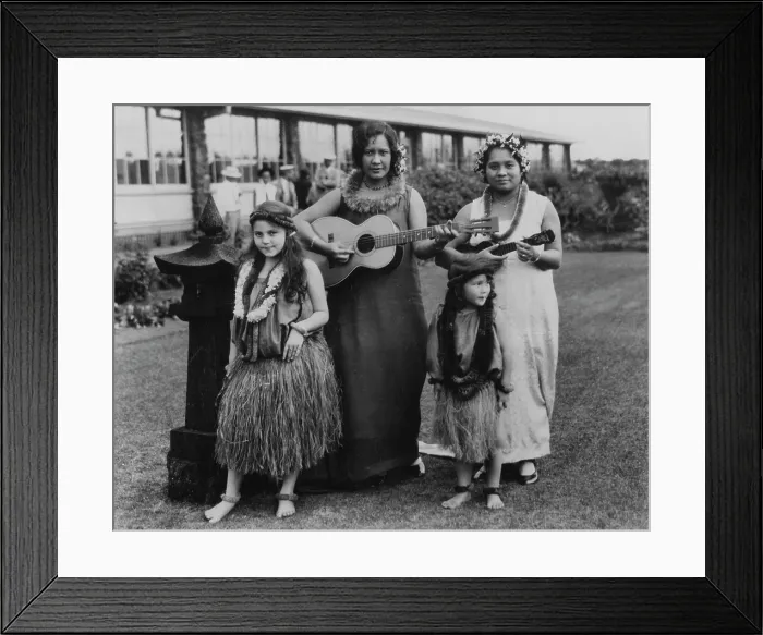 Framed Print : Honolulu Hula Dancers Framed Print : Honolulu Hula Dancers