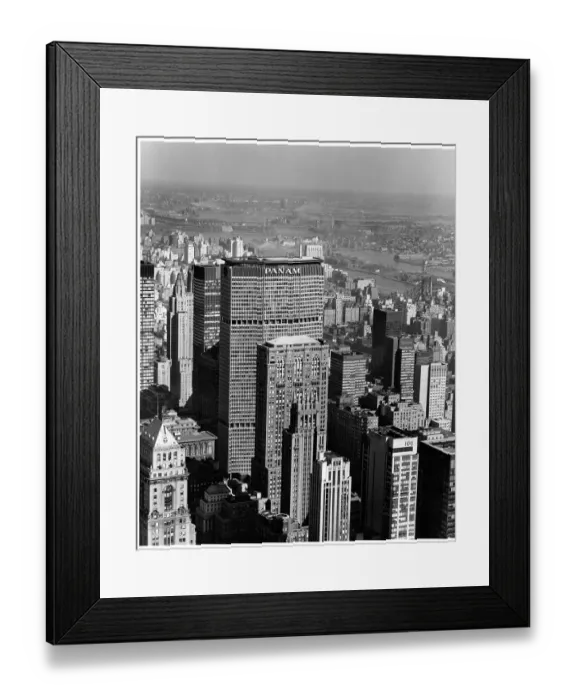 Framed Print : Panam Building In New York City, New York Framed Print : Panam Building In New York City, New York