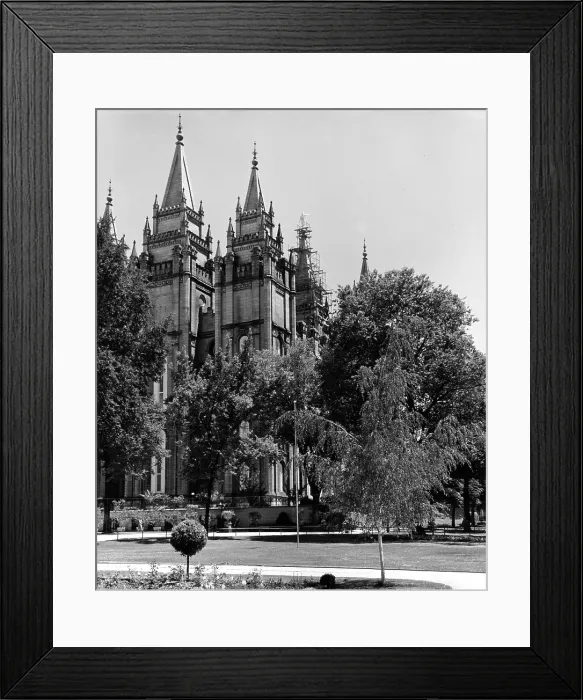 Framed Print : Mormon Temple In Salt Lake City, Utah Framed Print : Mormon Temple In Salt Lake City, Utah