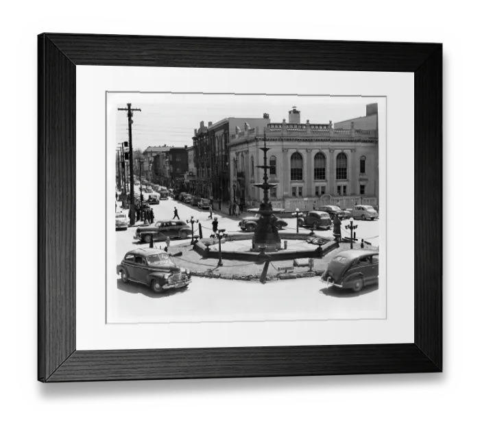 Framed Print : Cars Driving Around Fountain In Chambersburg, Pennsylvania Framed Print : Cars Driving Around Fountain In Chambersburg, Pennsylvania