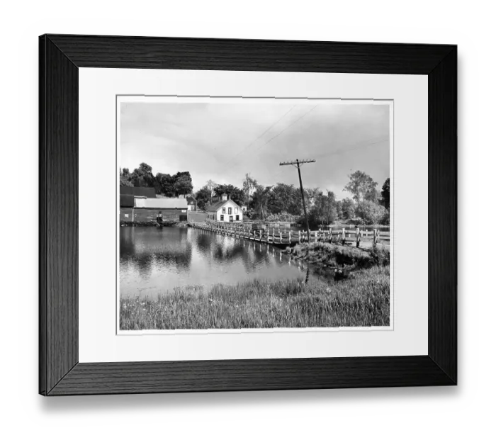Framed Print : Floating Bridge In Brookfield, Vermont Framed Print : Floating Bridge In Brookfield, Vermont
