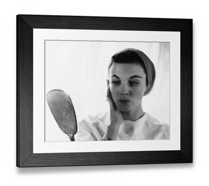 Framed Print : Beauty Check