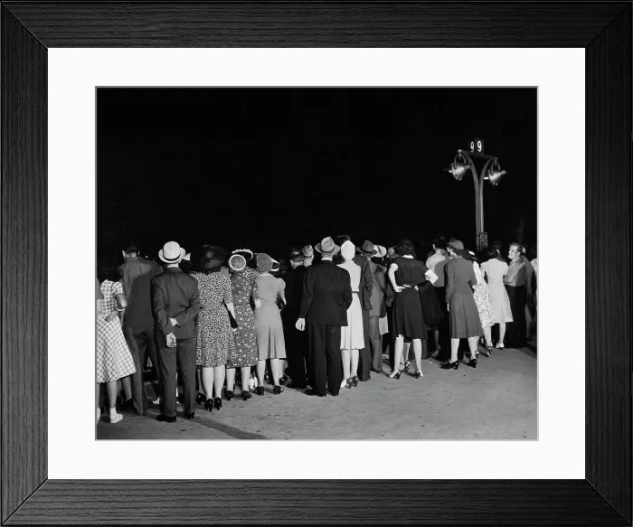Framed Print : Look This Way Framed Print : Look This Way