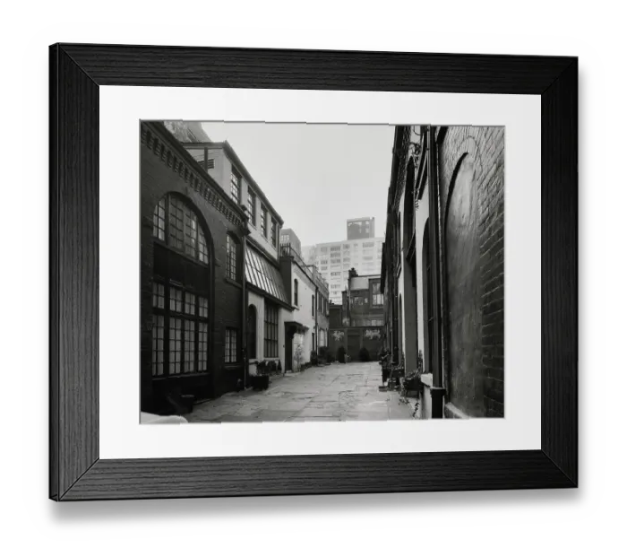 Framed Print : Sniffen Court, New York Framed Print : Sniffen Court, New York